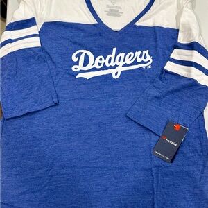 Women’s 2XL Fanatics Dodgers Blue and White V-Neck Shirt